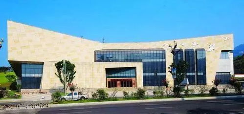 市委常委 统战部部长李静在万盛调研时强调 体现新担当 展示新作为 凝聚转型发展强大力量